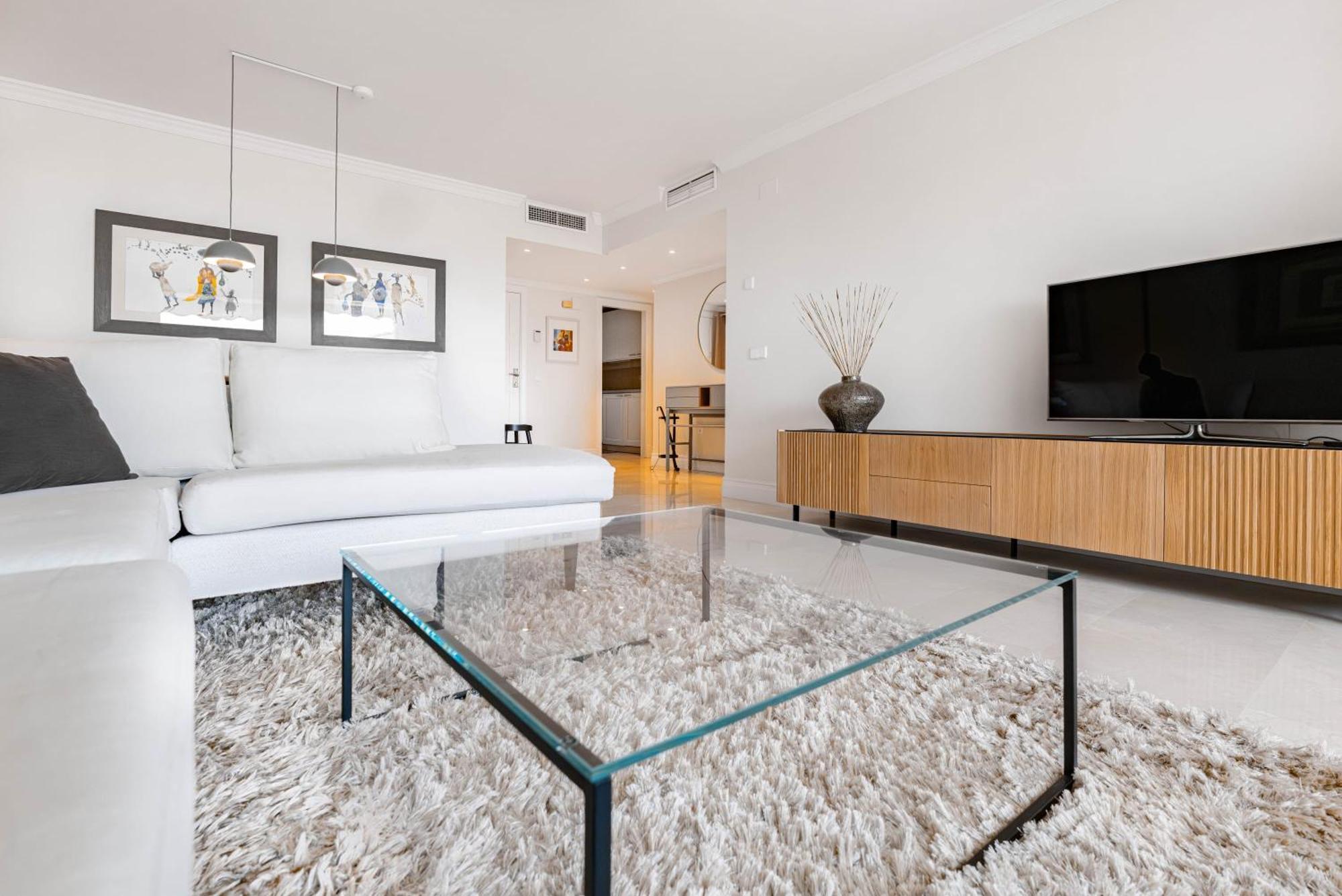 Beachfront Golden Mile Puento Sea View Wifi Appartement