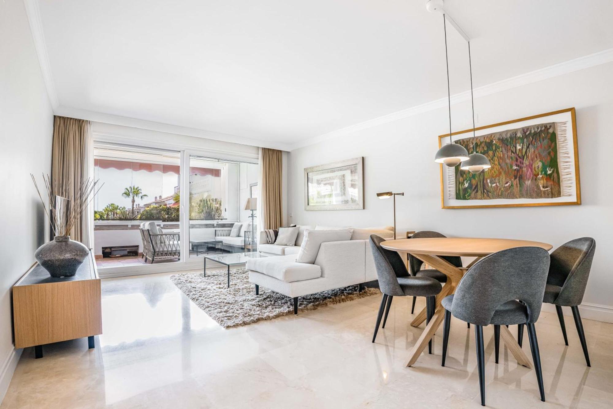 Beachfront Golden Mile Puento Sea View Wifi