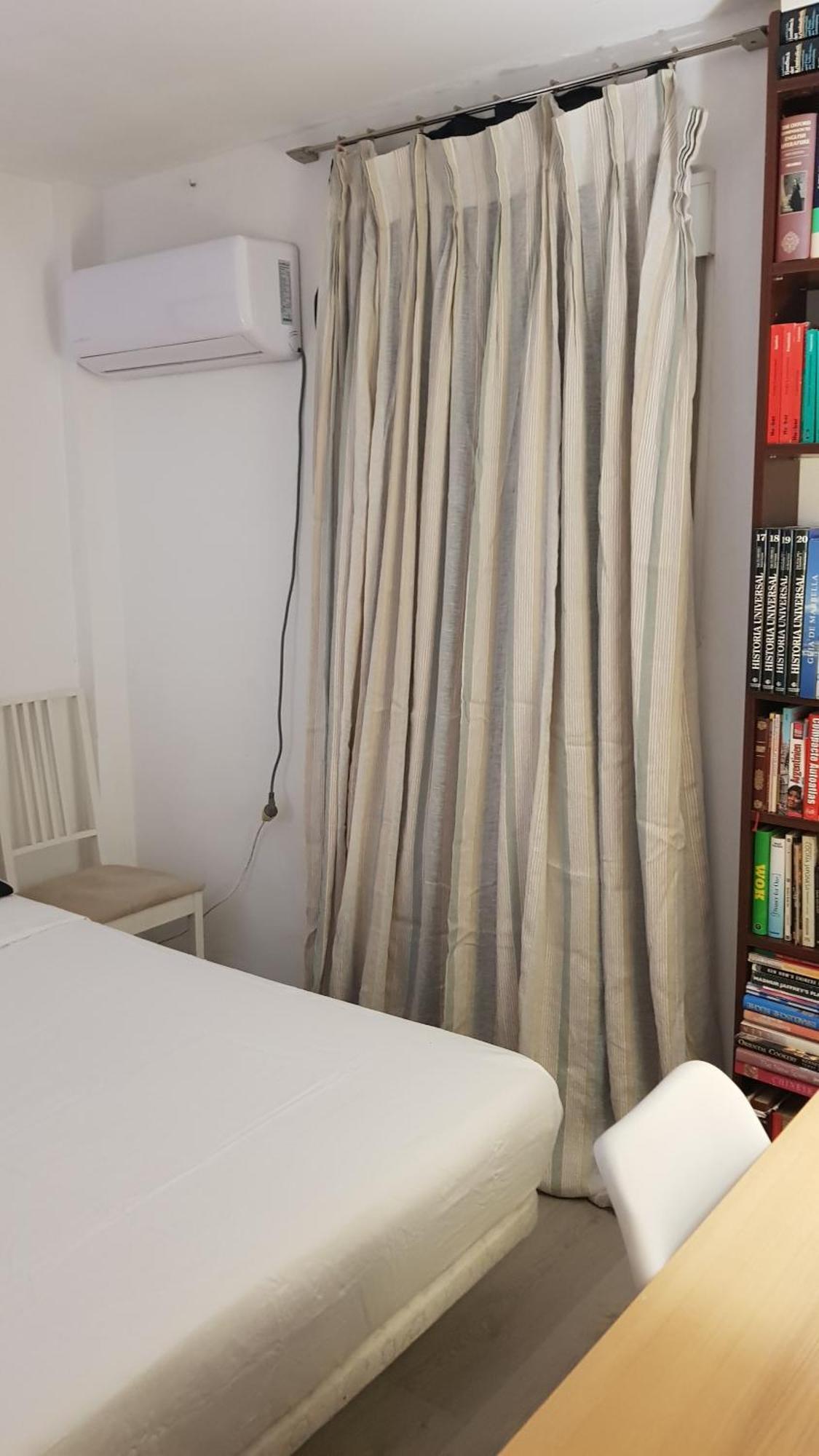 Accommodatie bij particulieren Little Peaceful Retreat With Bath, Heating, Terrace, Free Wifi Fridge Easy Parking *