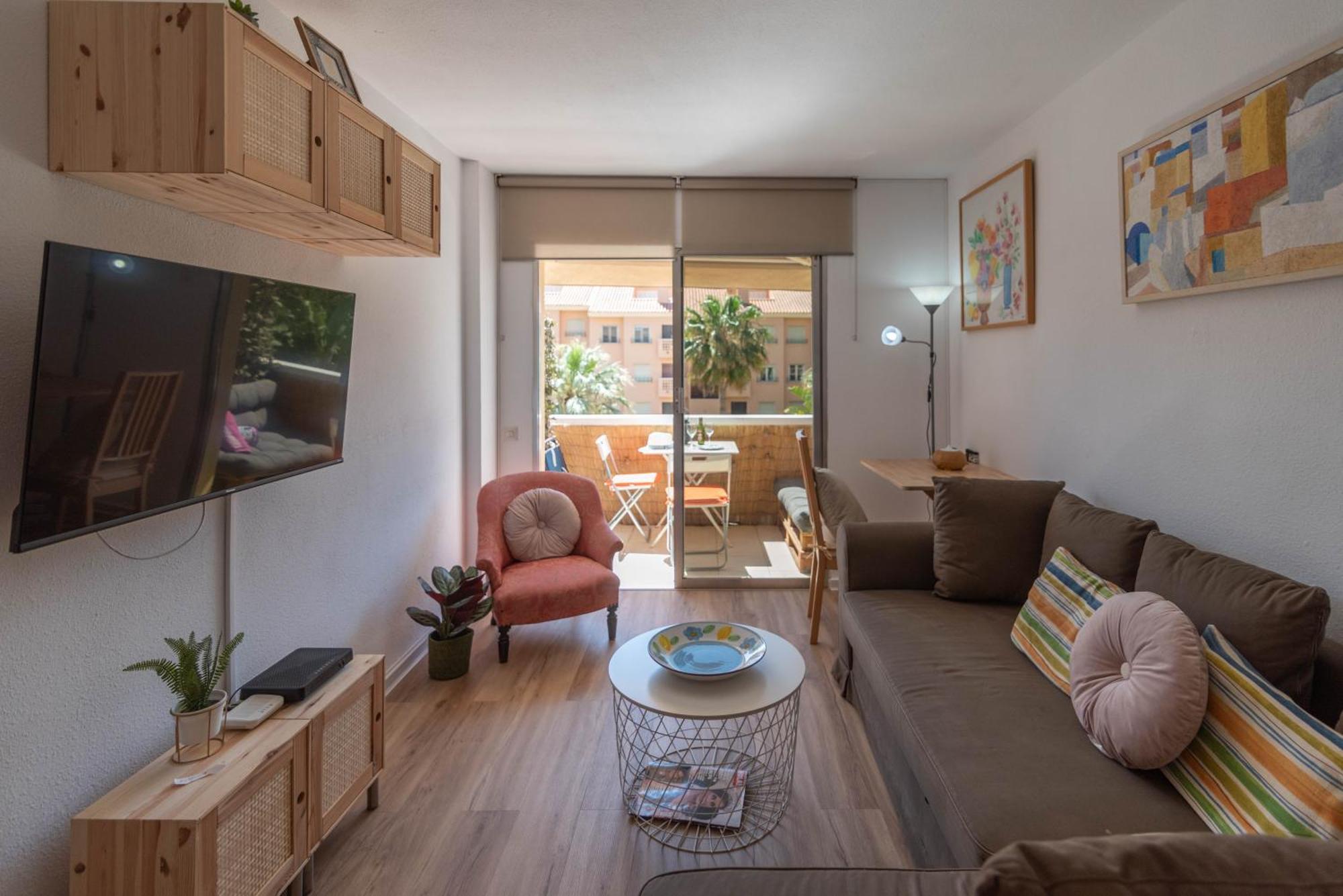Cabopino Duplex, Swimming Pool, 5min Away, Chill Out Terrace And High-speed Wifi * Marbella