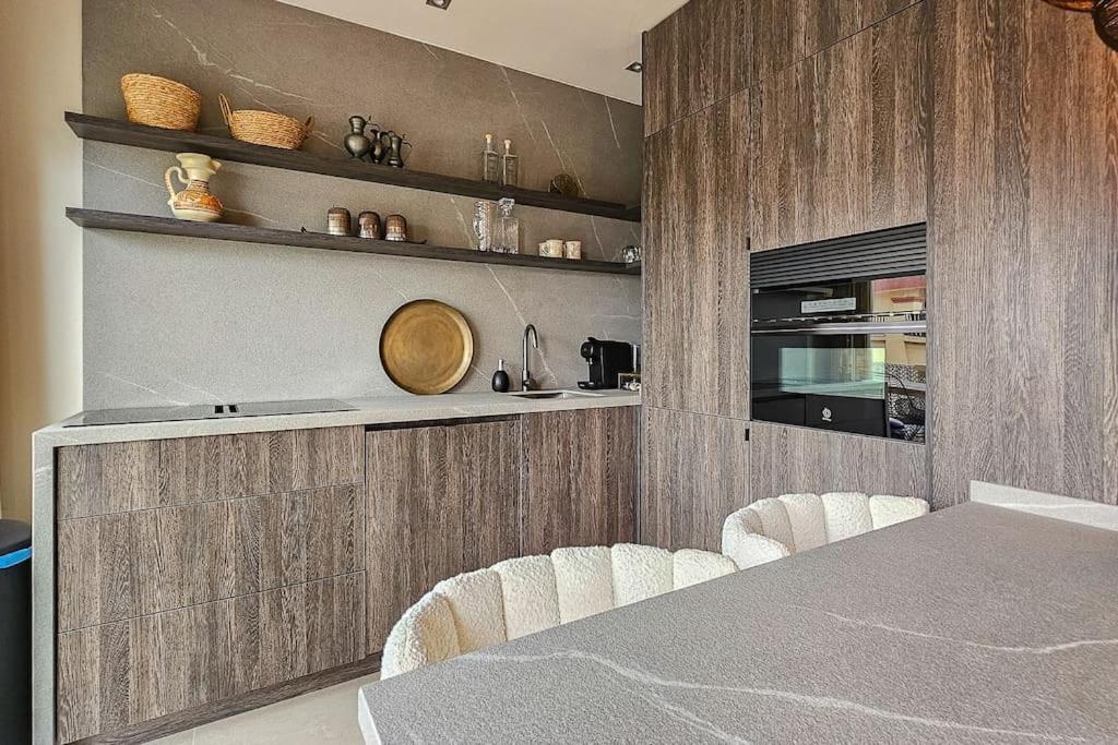 Oleholidays 612 Romana Playa Junto Al Mar Marbella