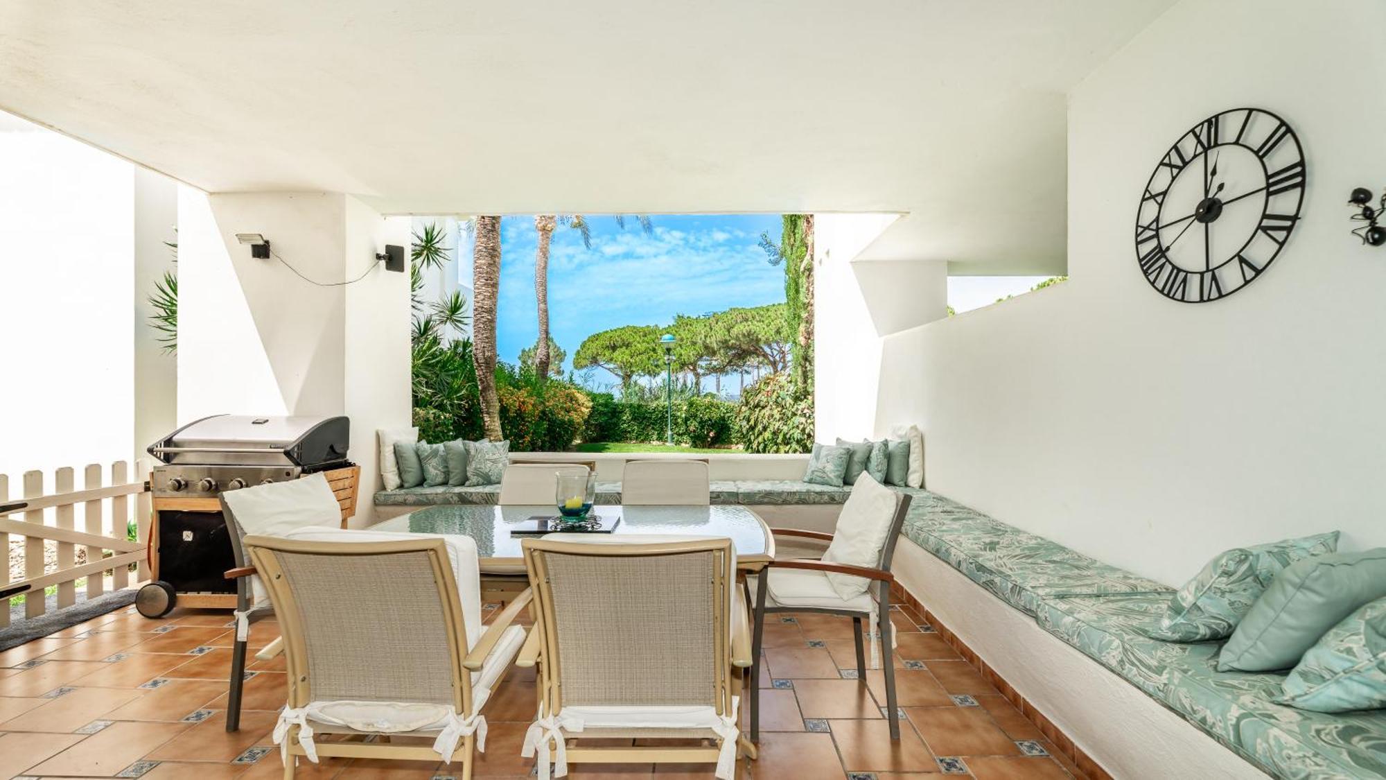 Palm - Luxury At First Line Marbella
