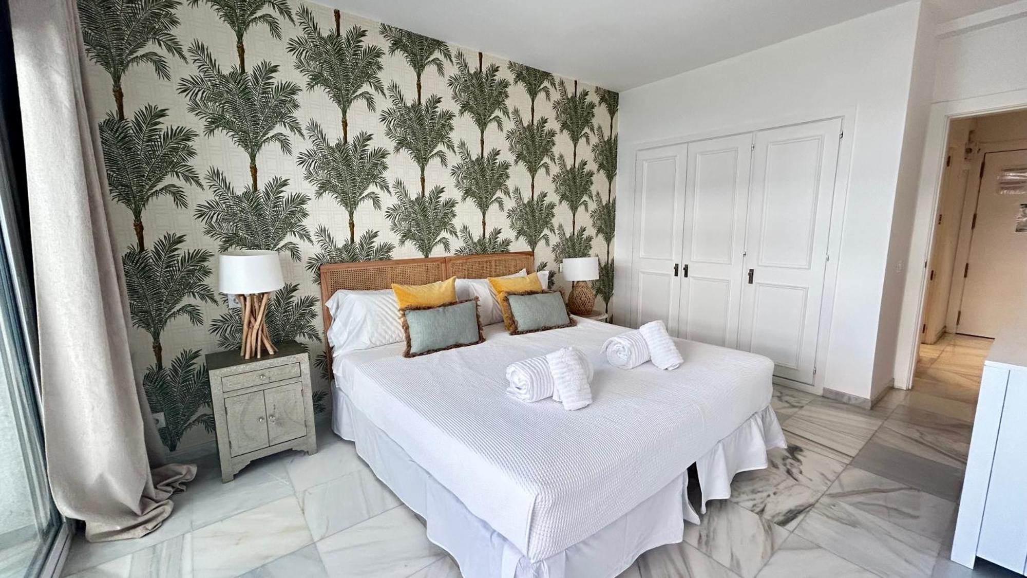 Center New And Luxurious On The 627 Marbella