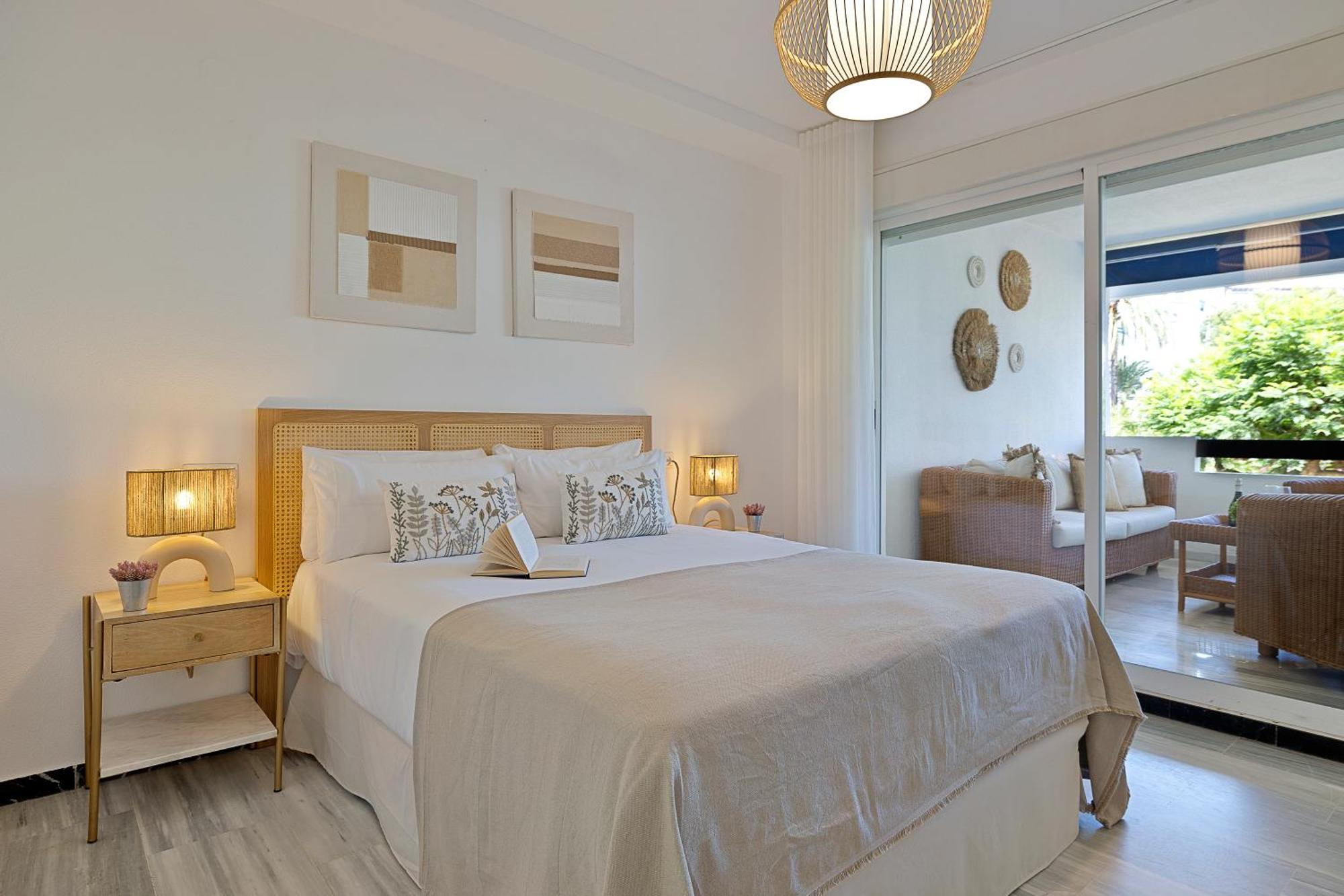 2 Bedroom In Medina Garden - Puerto Banus Marbella