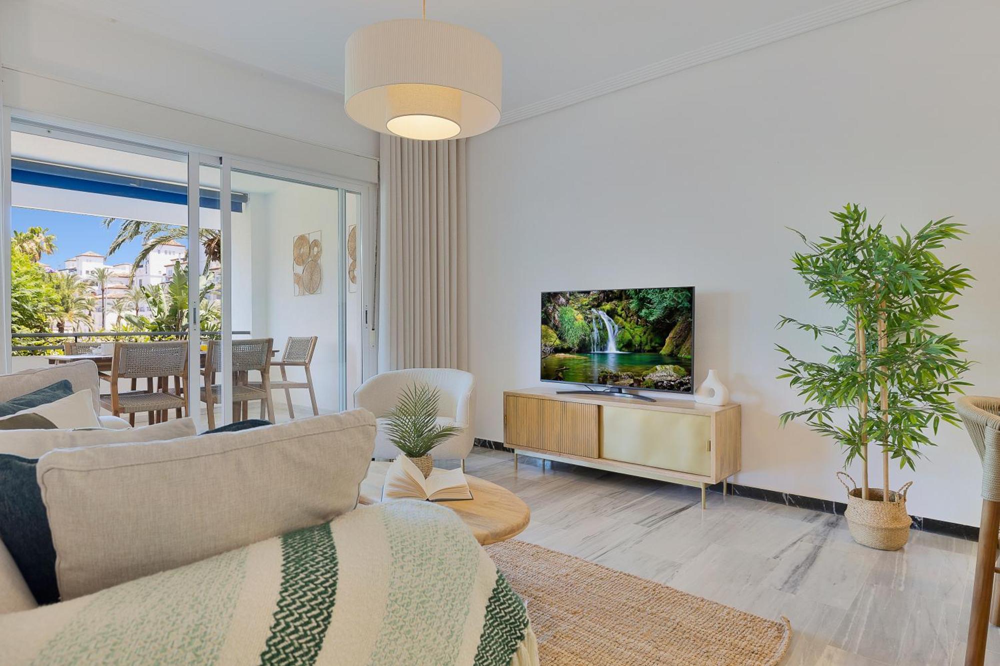 2 Bedroom In Medina Garden - Puerto Banus