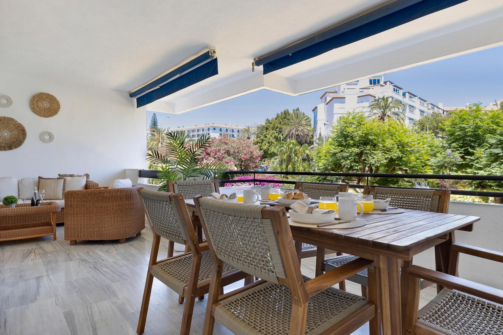 2 Bedroom In Medina Garden - Puerto Banus Marbella