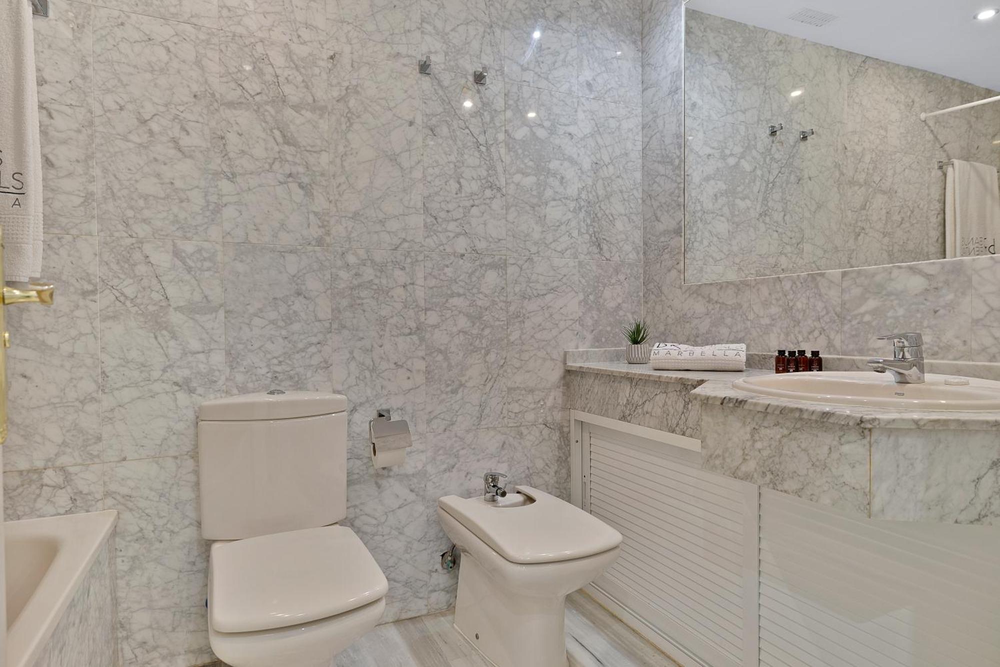 Apartamento 2 Bedroom In Medina Garden - Puerto Banus