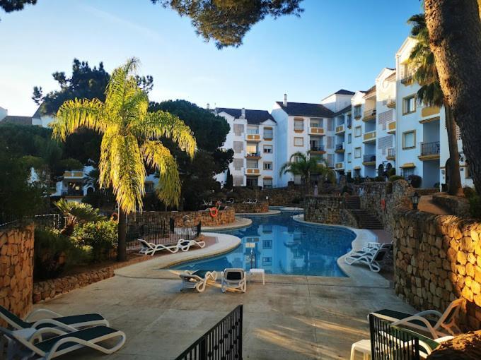 Apartment Apartamento Lujo En Complejo Alanda Club