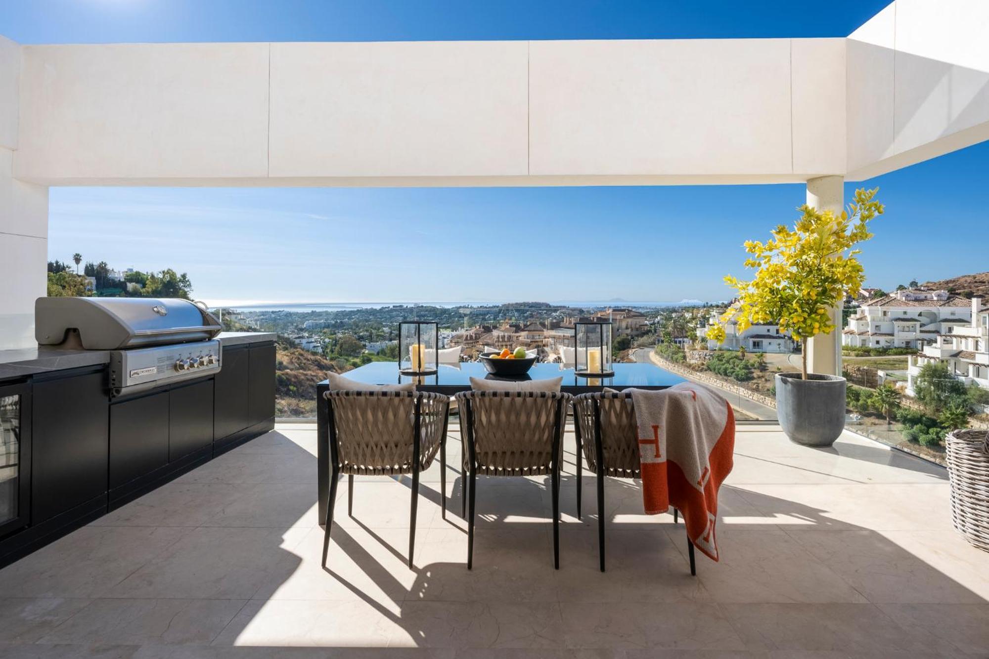 La Morelia Penthouse Apartment Marbella