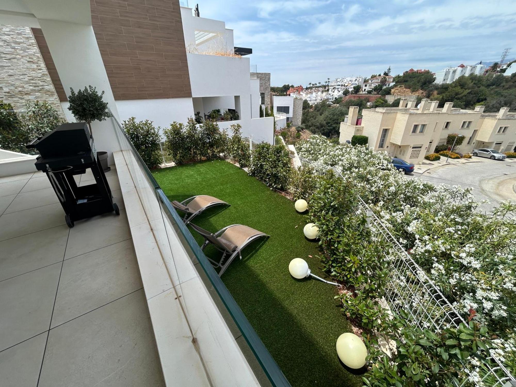 With Garden Cabopino Artola Homes Appartement