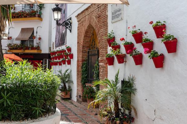 Piso Centrico En Avenida Principal * Marbella