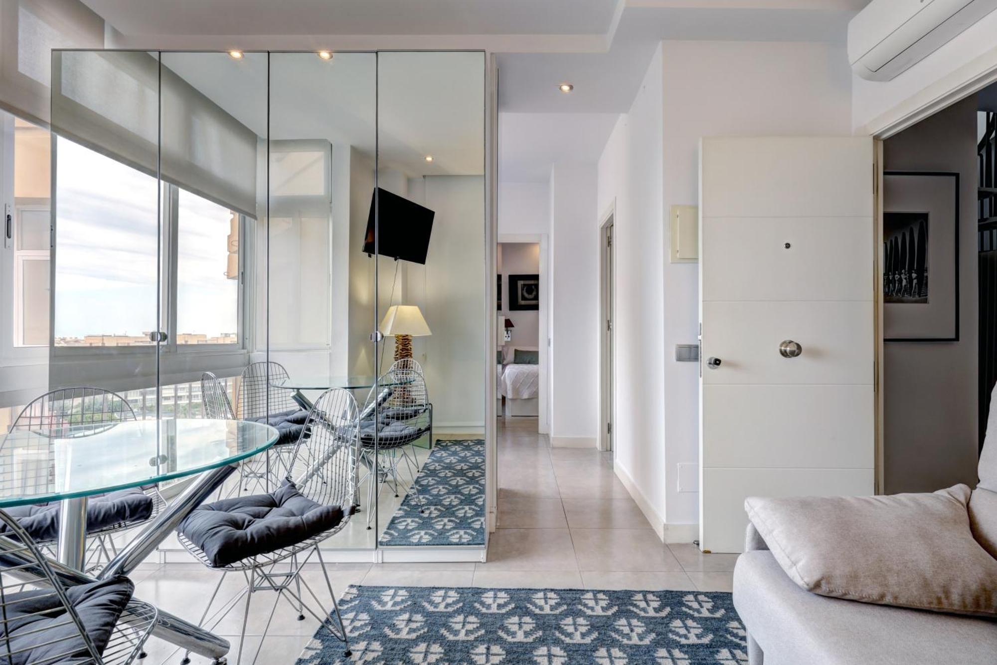 Con Vistas Y Terraza En Apartment Marbella
