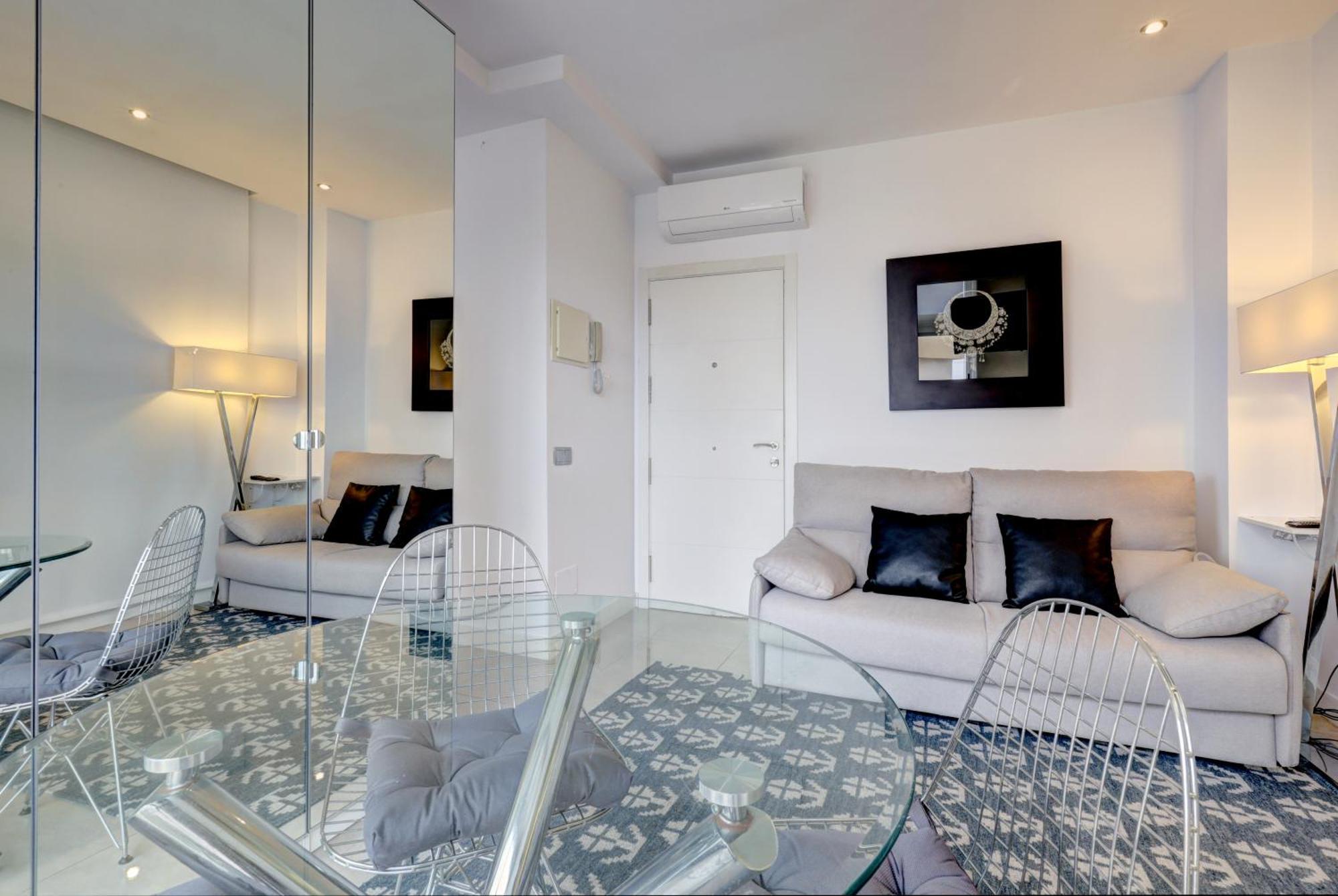 Apartment Con Vistas Y Terraza En *