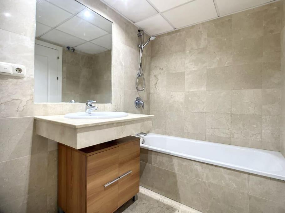 A Beautiful And Tranquil In The Heart Of Apartment Marbella
