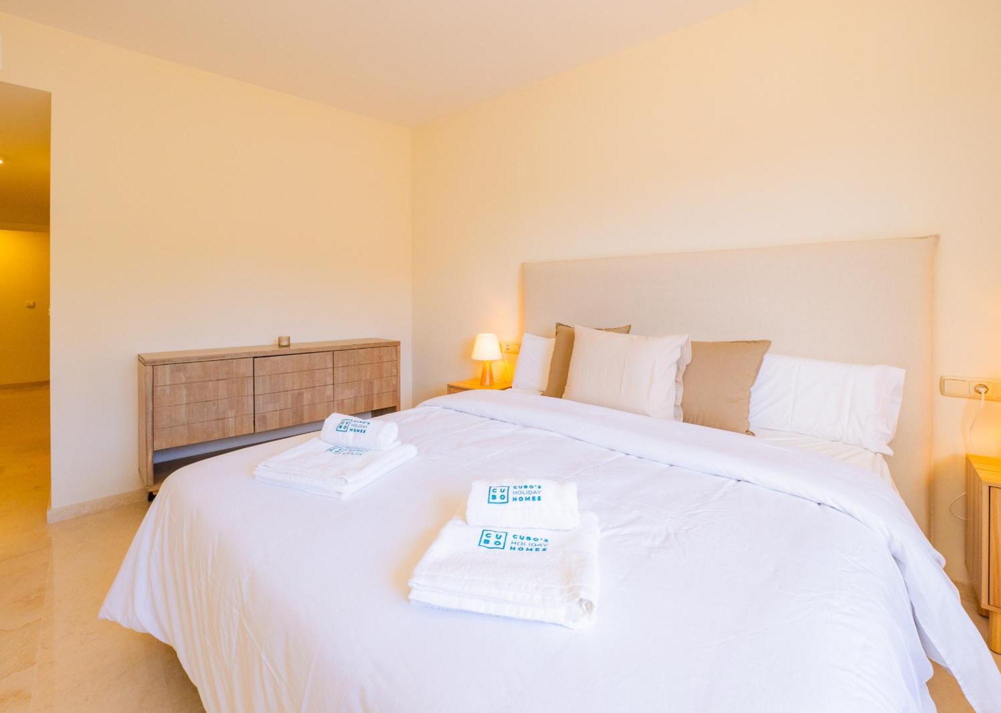 Cubo's Santa Maria Hills 3b * Marbella