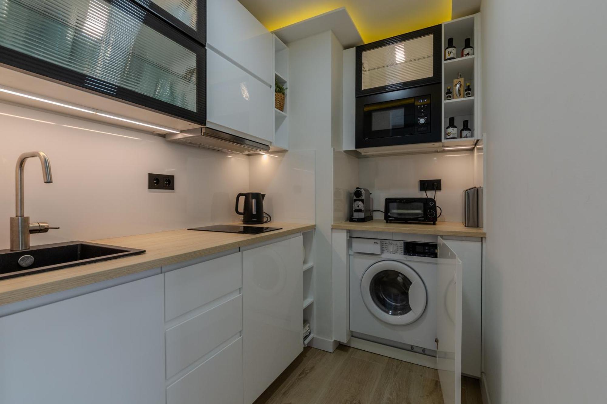 714 Luxury Plaza Estudio Junto A La Playa * Marbella