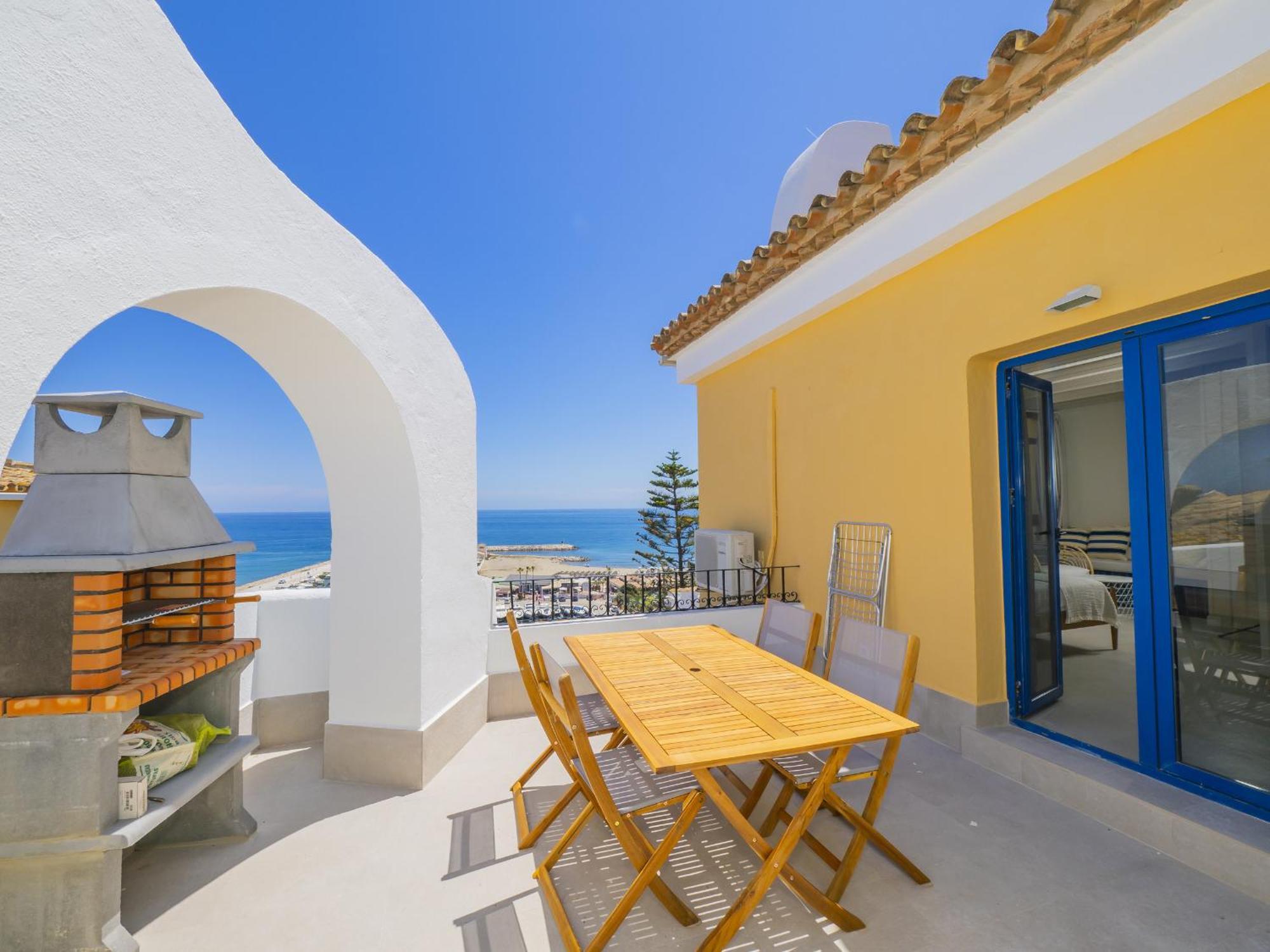 Cubo's Atico Cabopino Port & Parking * Marbella