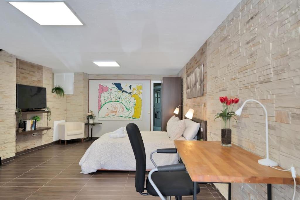 Adosado Con Solarium, Bbq Y Piscina En Las Chapas - Jade 213 Apartment