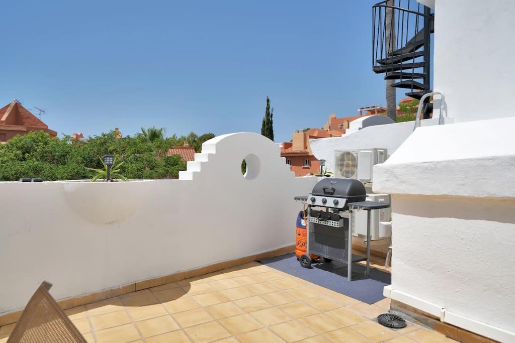 Apartment Adosado Con Solarium, Bbq Y Piscina En Las Chapas - Jade 213 *