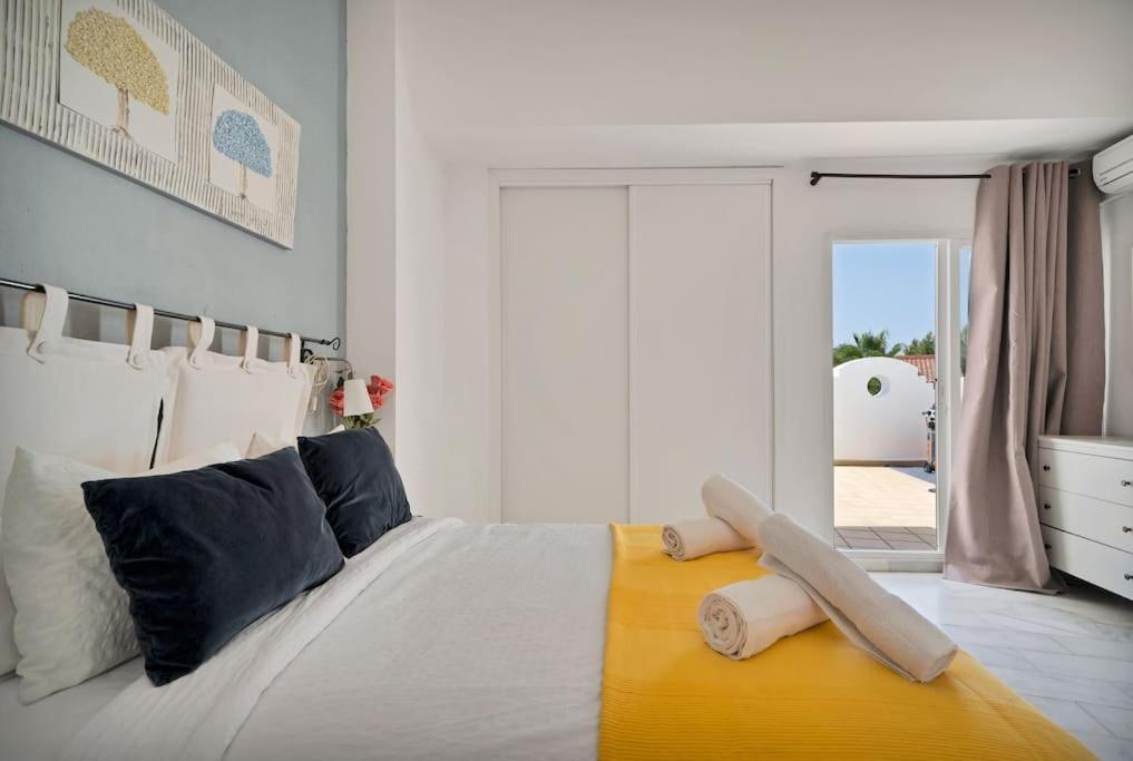 Adosado Con Solarium, Bbq Y Piscina En Las Chapas - Jade 213 Apartment Marbella