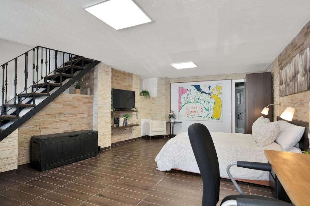 Apartment Adosado Con Solarium, Bbq Y Piscina En Las Chapas - Jade 213 Marbella
