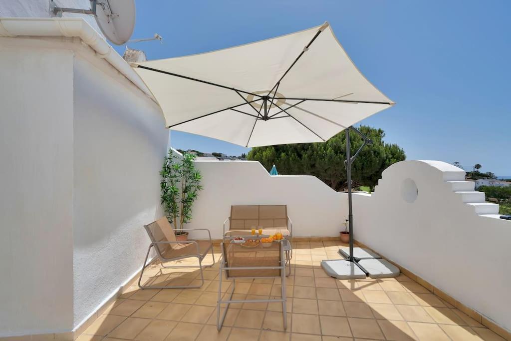 Adosado Con Solarium, Bbq Y Piscina En Las Chapas - Jade 213 Apartment *