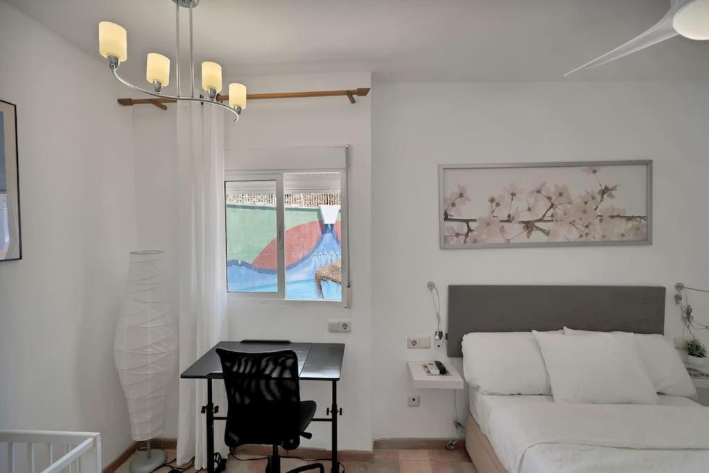 Apartment Adosado Con Solarium, Bbq Y Piscina En Las Chapas - Jade 213 Marbella