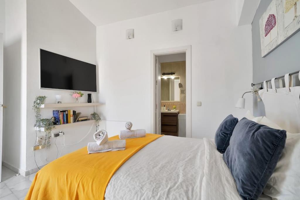 Apartment Adosado Con Solarium, Bbq Y Piscina En Las Chapas - Jade 213 Marbella
