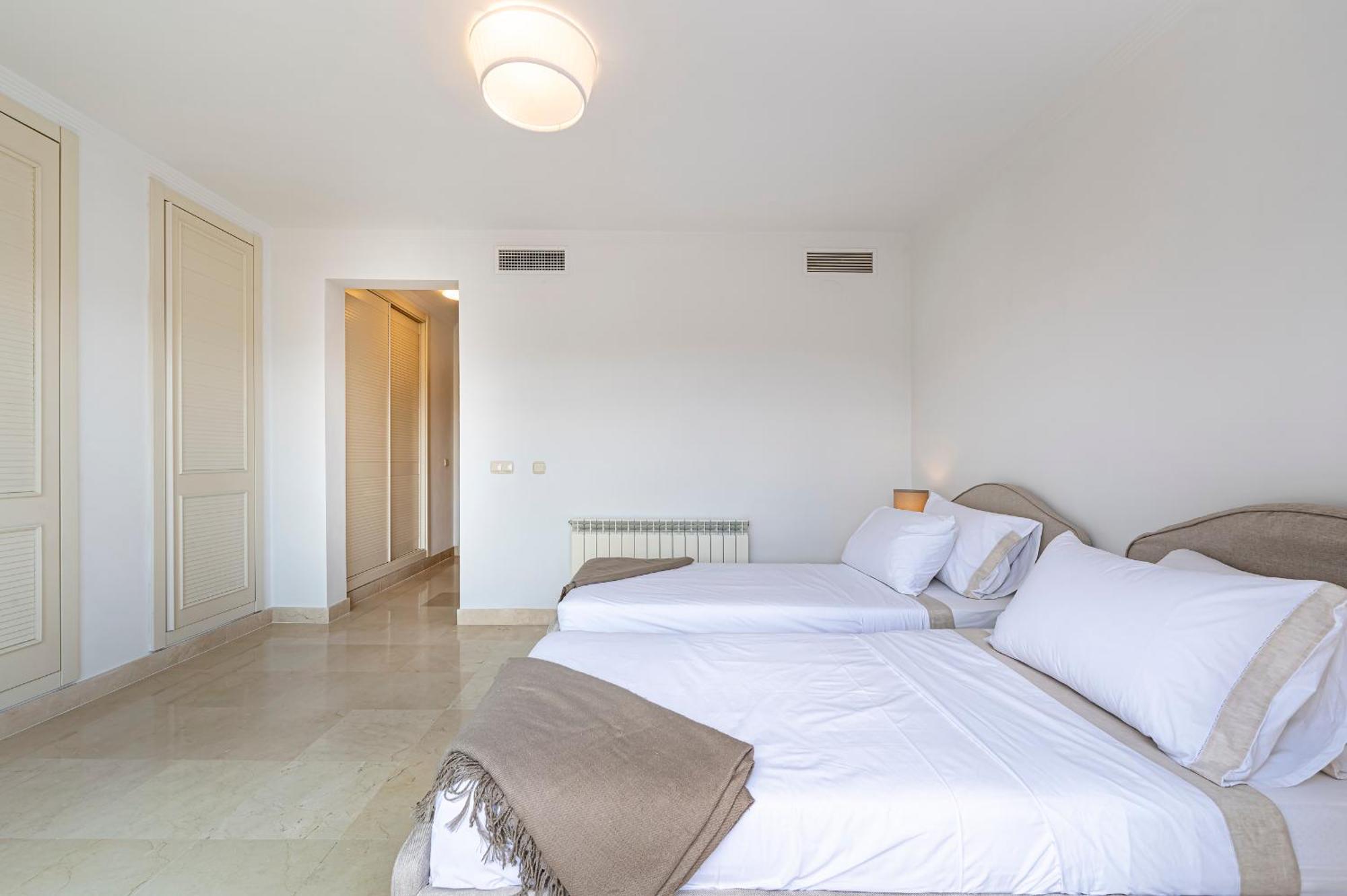 Nueva Andalucia Penthouse * Marbella