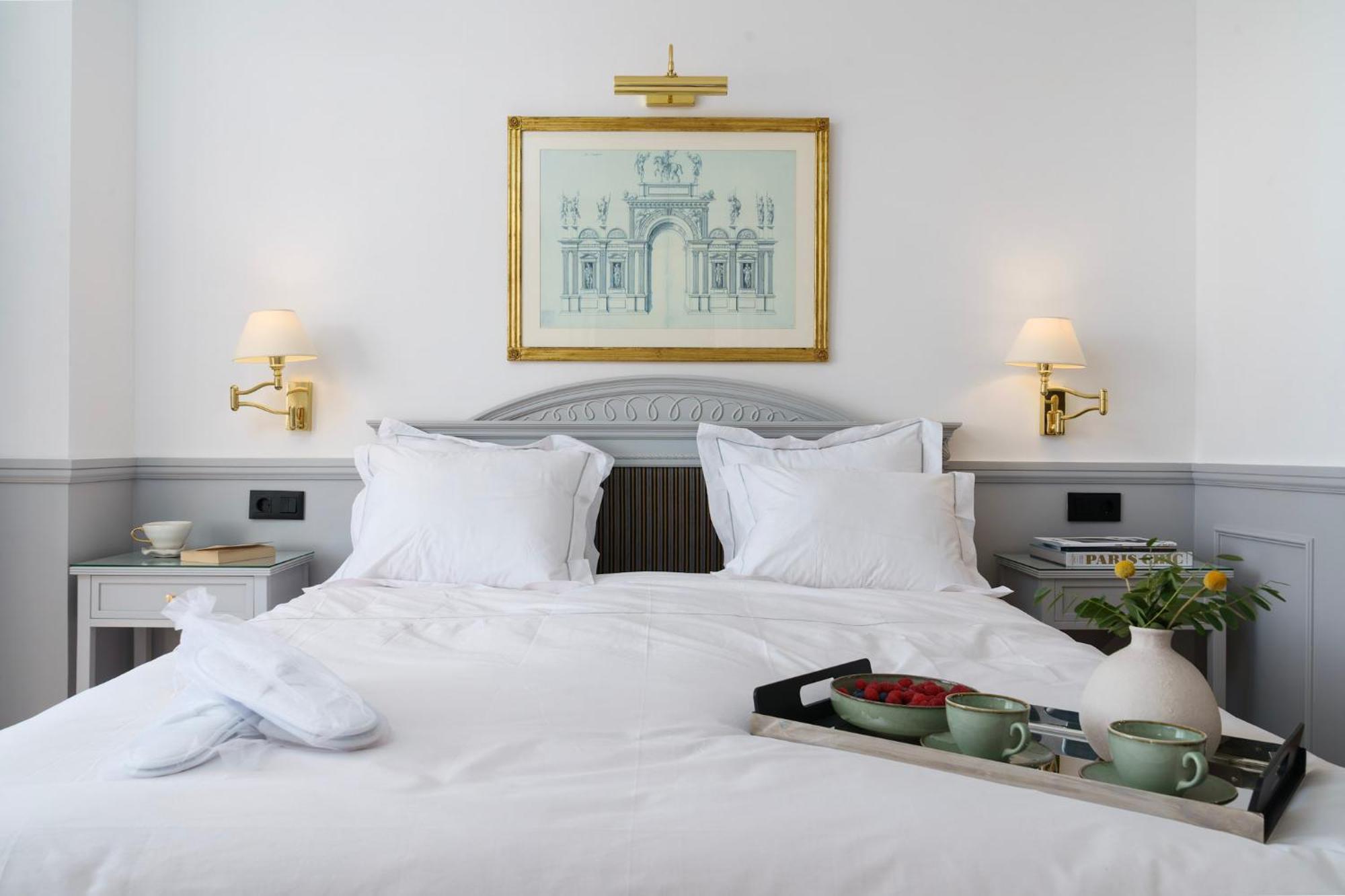 Stunning Renovated 2-bedroom In Golden Mile * Marbella