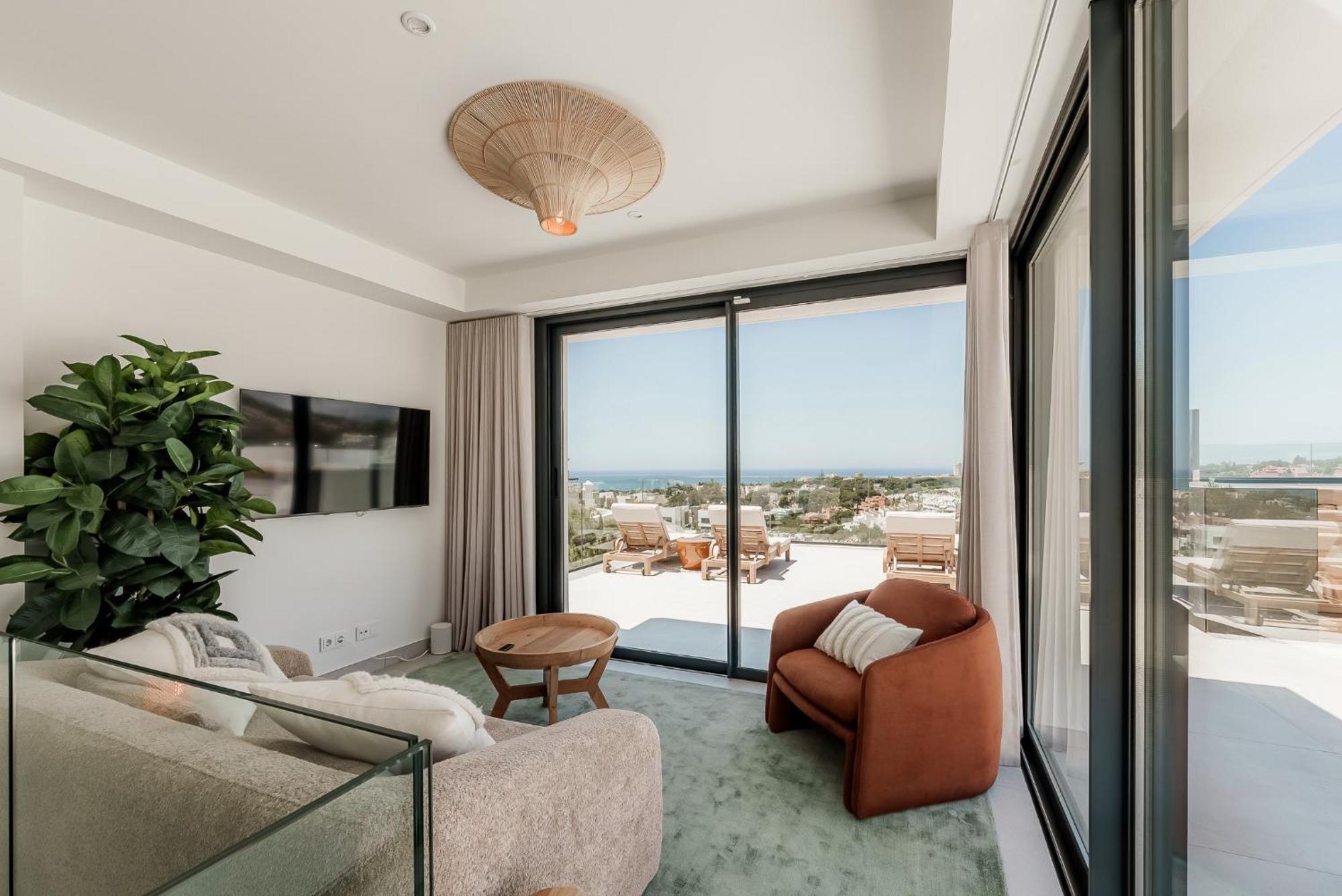 Vida - Luxury Panorama Seaview Penthouse In Organic-boho Design With Pool, Gym, Apartamento *