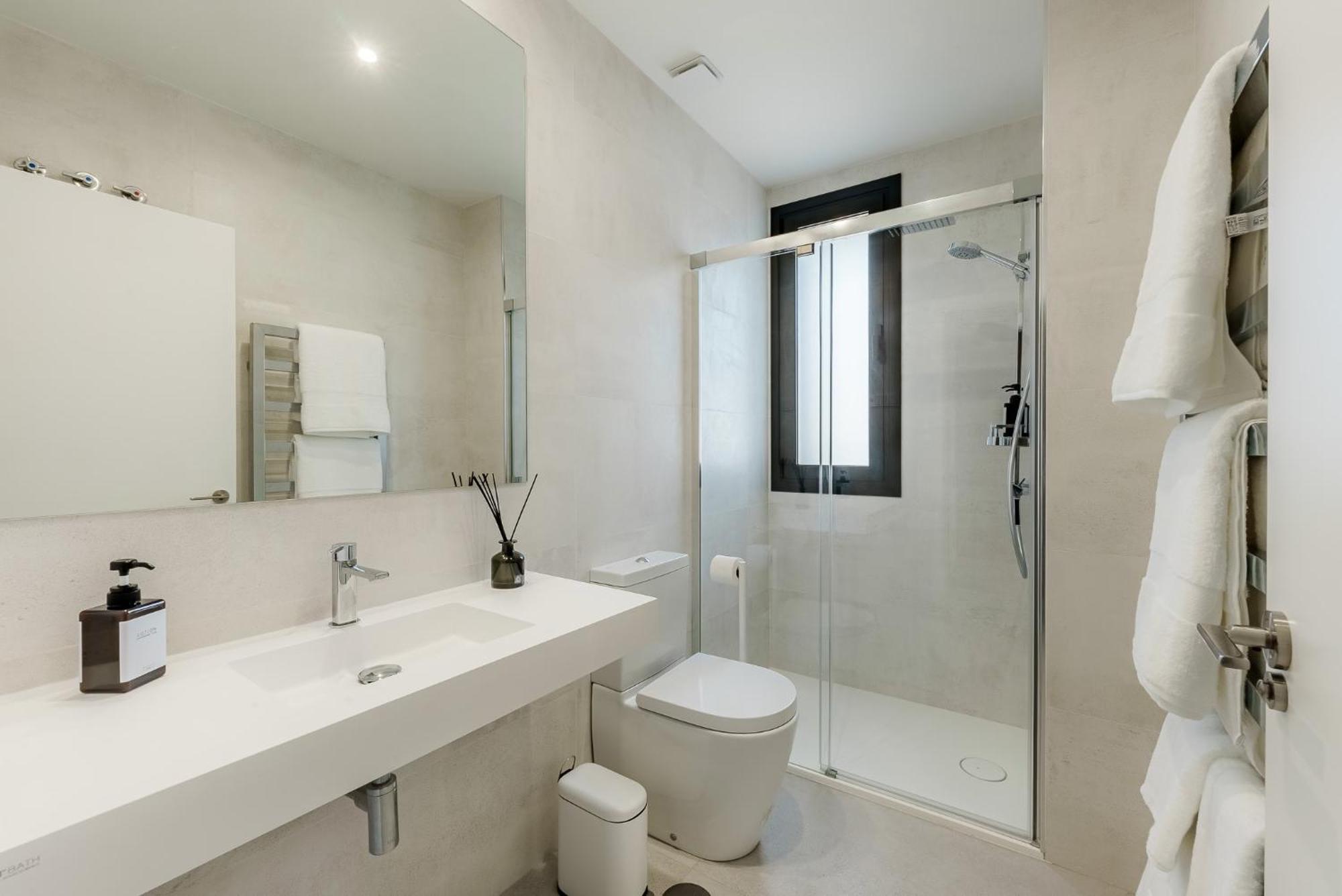 Apartamento Vida - Luxury Panorama Seaview Penthouse In Organic-boho Design With Pool, Gym, Marbella