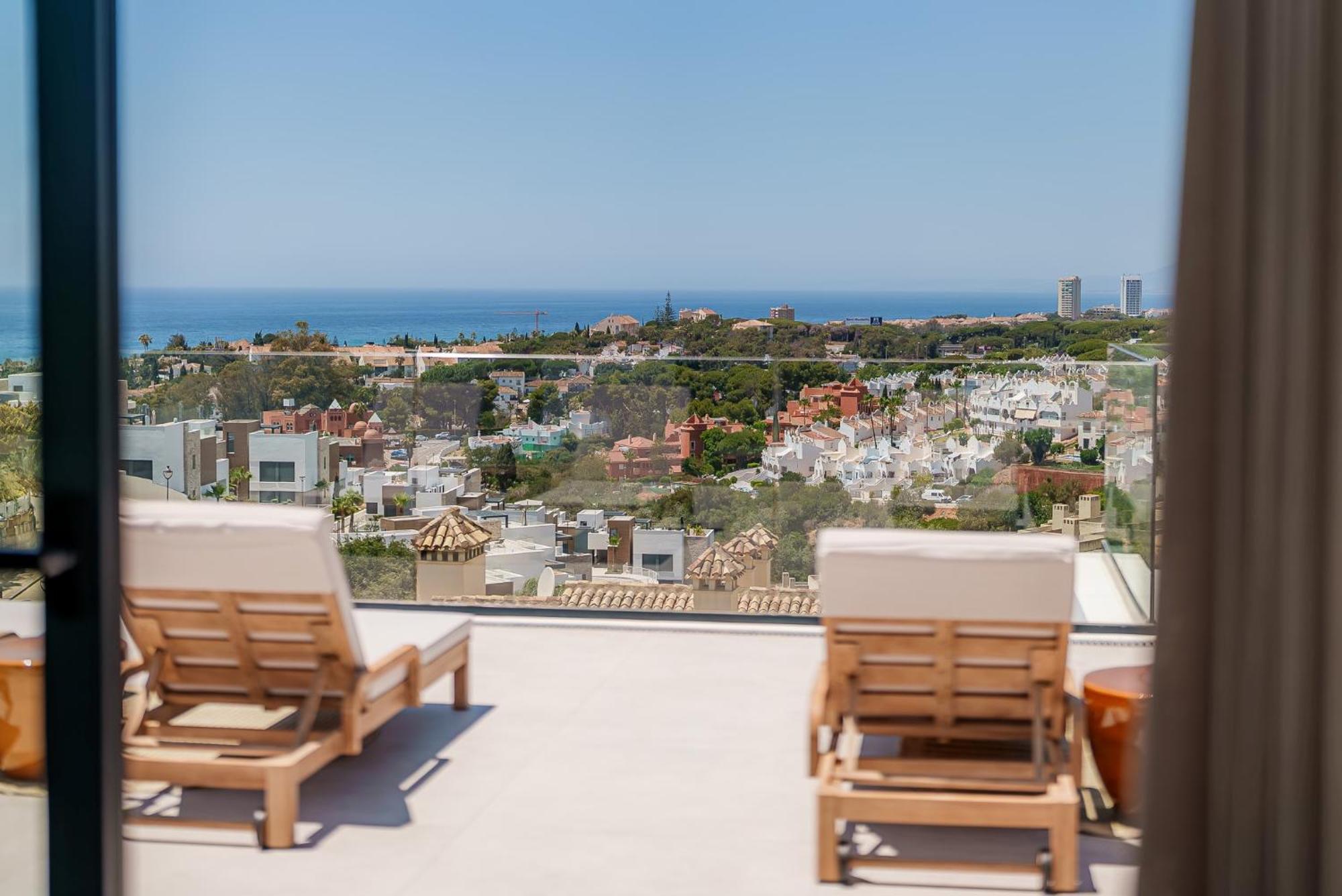 Apartamento Vida - Luxury Panorama Seaview Penthouse In Organic-boho Design With Pool, Gym, Marbella