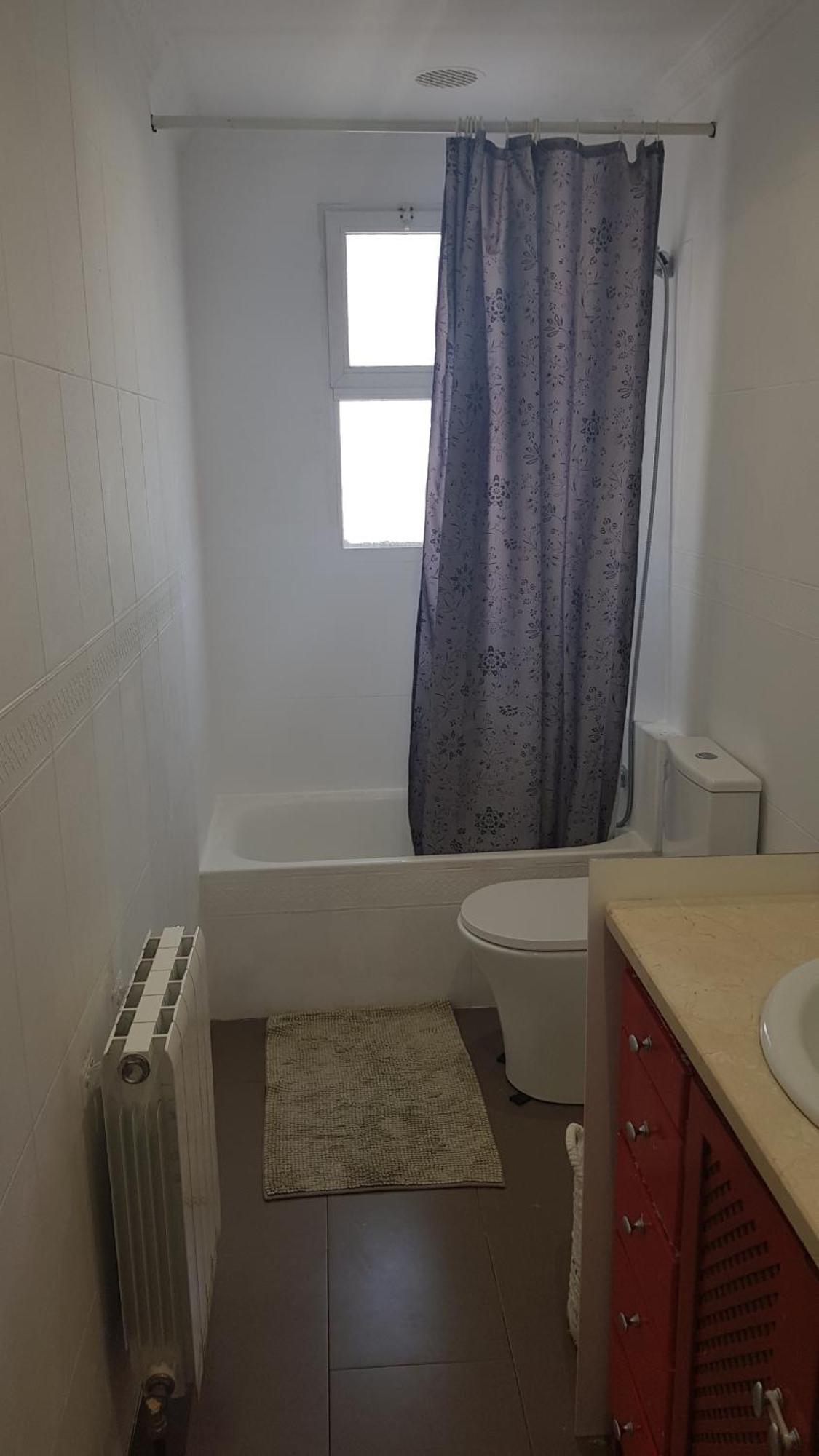 Little Peaceful Retreat With Bath, Heating, Terrace, Free Wifi Fridge Easy Parking *