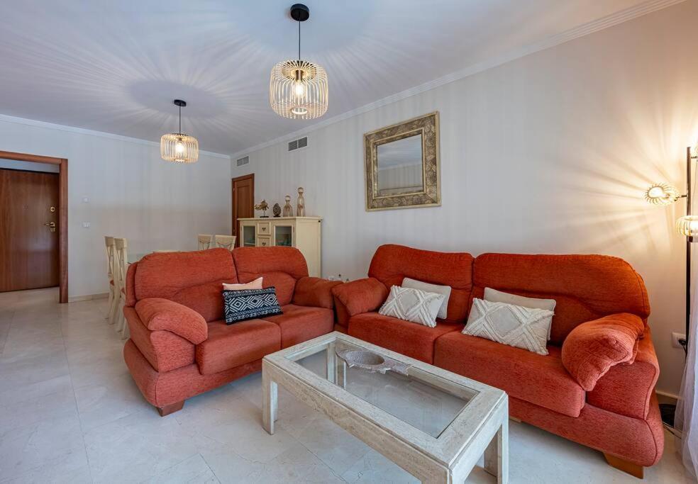 Beautiful 2br With Terrace, Garden & Pool Marbella