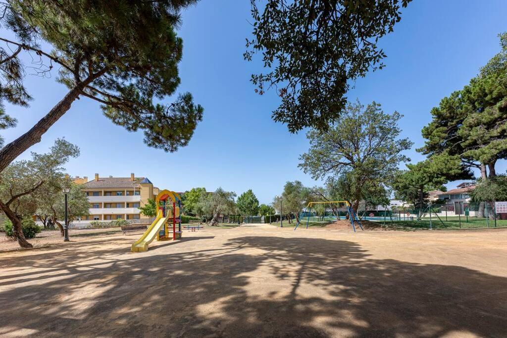 Apartment Beautiful 2br With Terrace, Garden & Pool Marbella