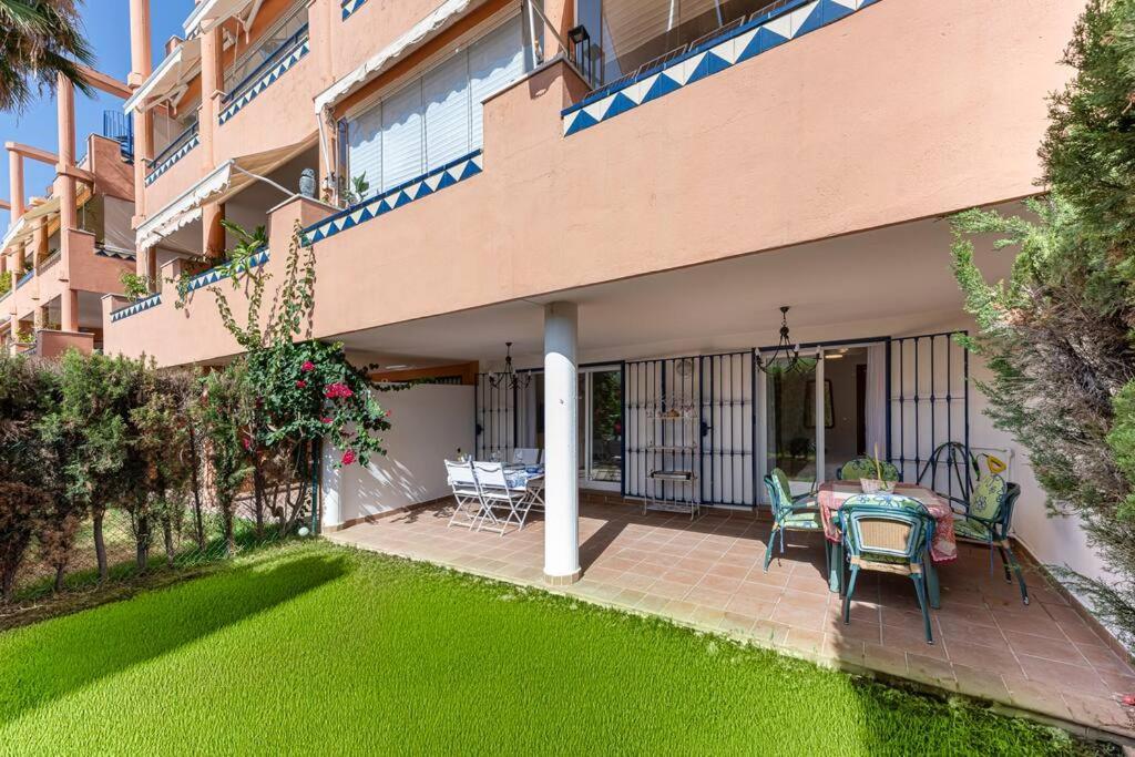 Beautiful 2br With Terrace, Garden & Pool * Marbella