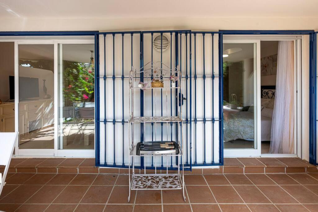 Apartment Beautiful 2br With Terrace, Garden & Pool Marbella