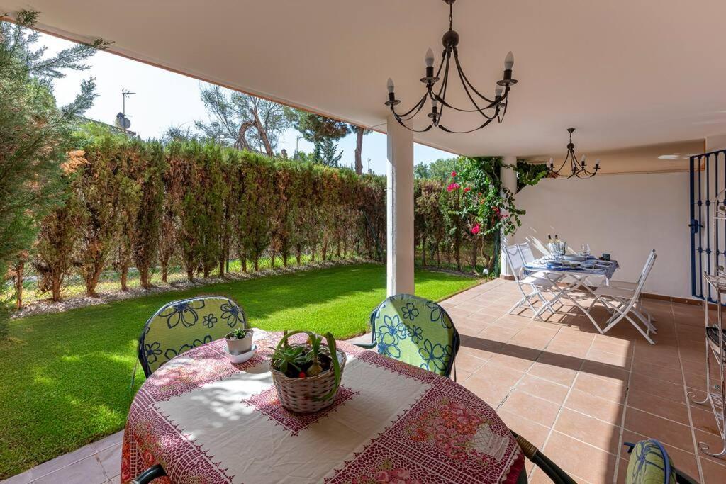 Beautiful 2br With Terrace, Garden & Pool Apartment Marbella