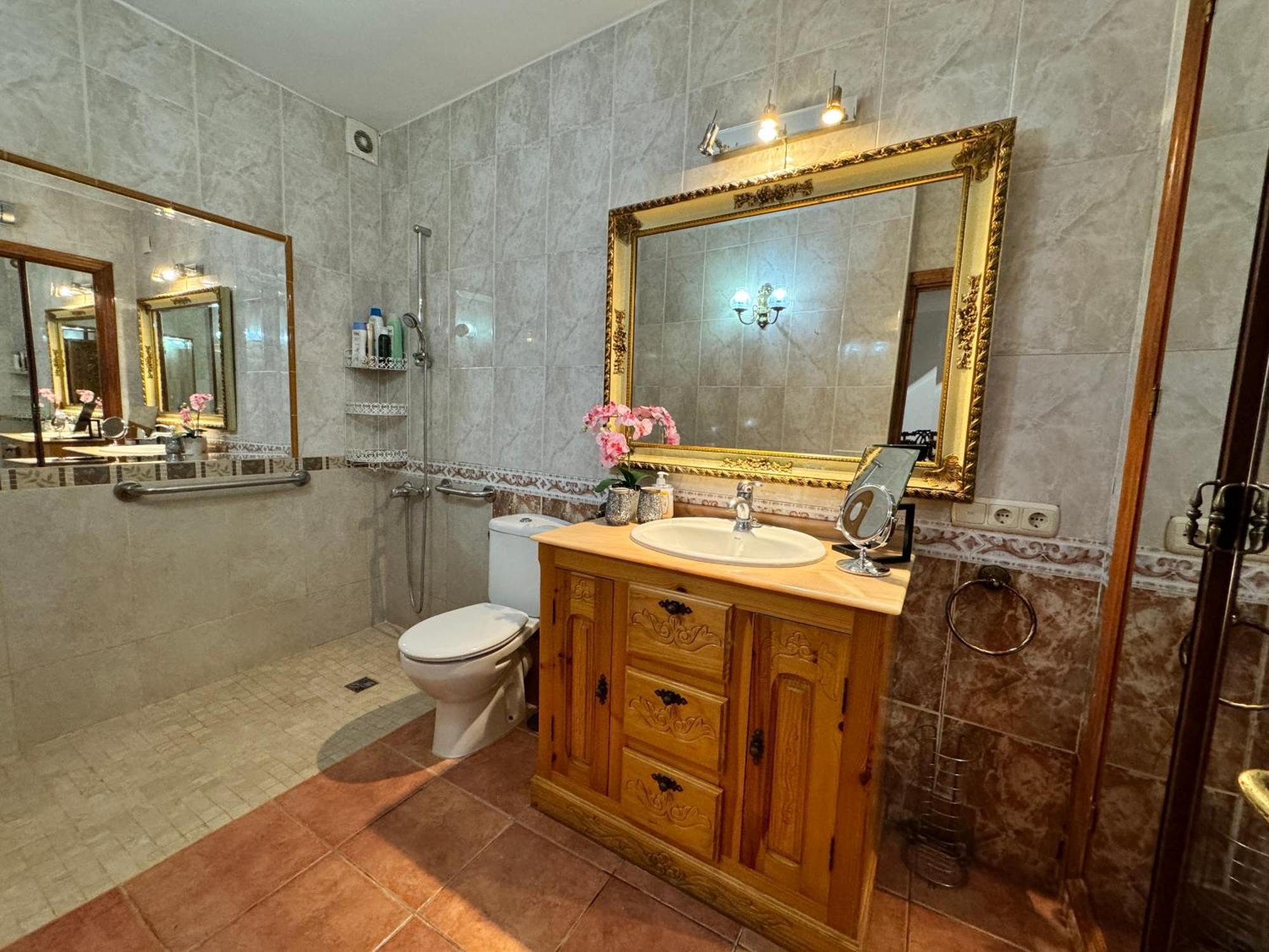 Appartement Three Gems Center - Eaw Homes *