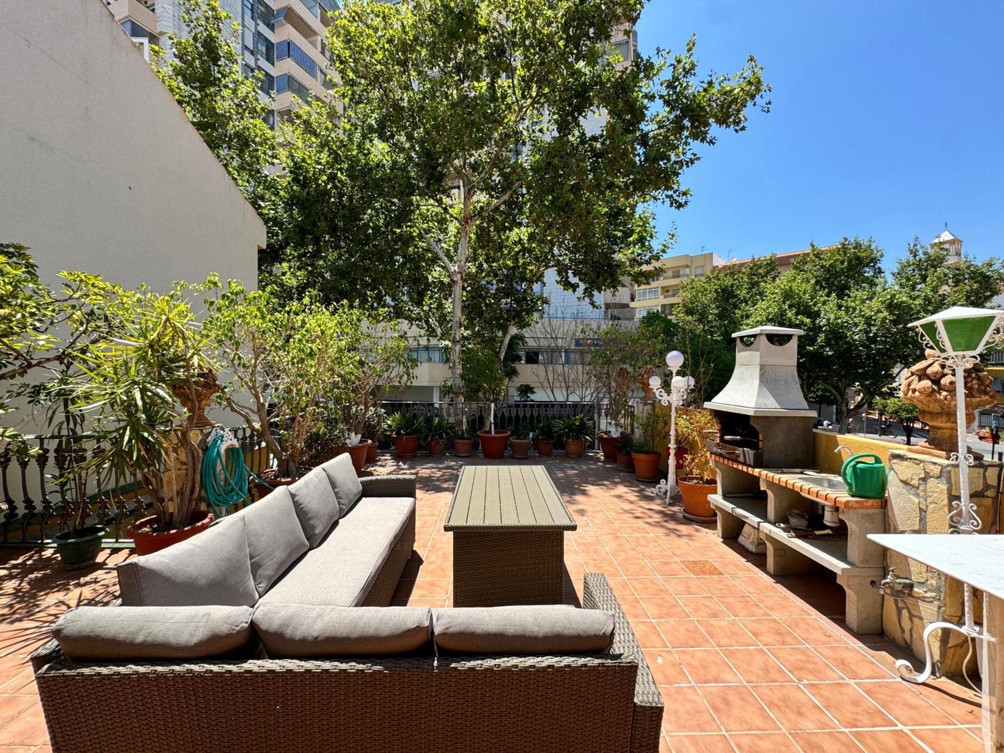 Three Gems Center - Eaw Homes * Marbella
