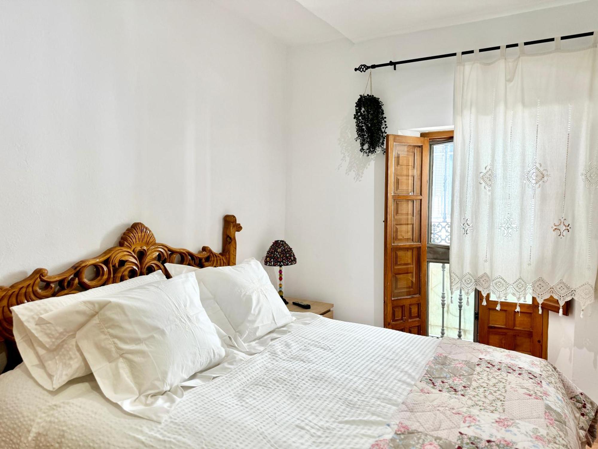 Three Gems Center - Eaw Homes Appartement