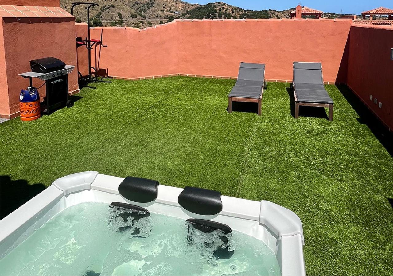 Appartement Penthouse Paradise - Jacuzzi & Sea Views! *