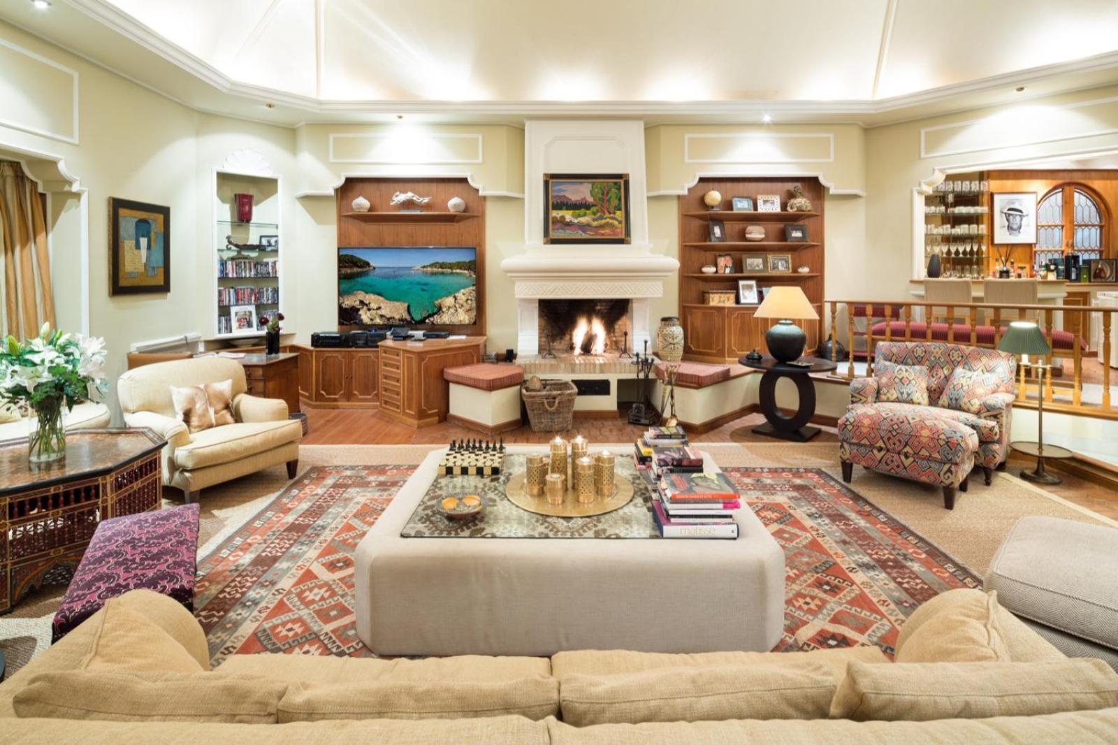 Villa Cubo's Luxury Mansion El Baron De Sierra Blanca