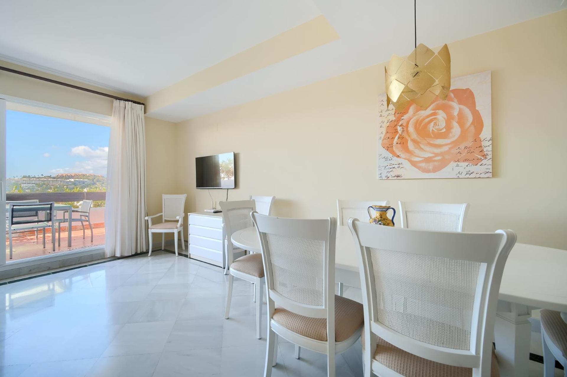 Cozy 3 Bed Duplex With Shared Swimming Pool In Nueva Andalucia
