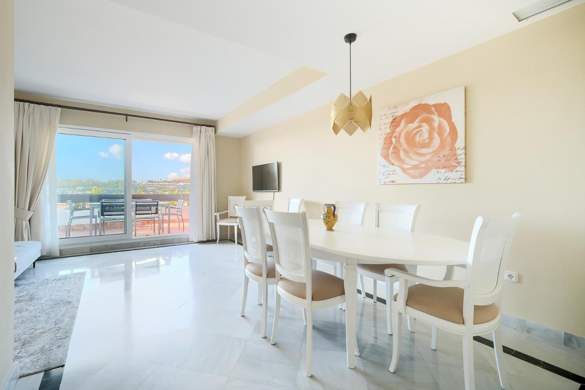 Cozy 3 Bed Duplex With Shared Swimming Pool In Nueva Andalucia Apartment *