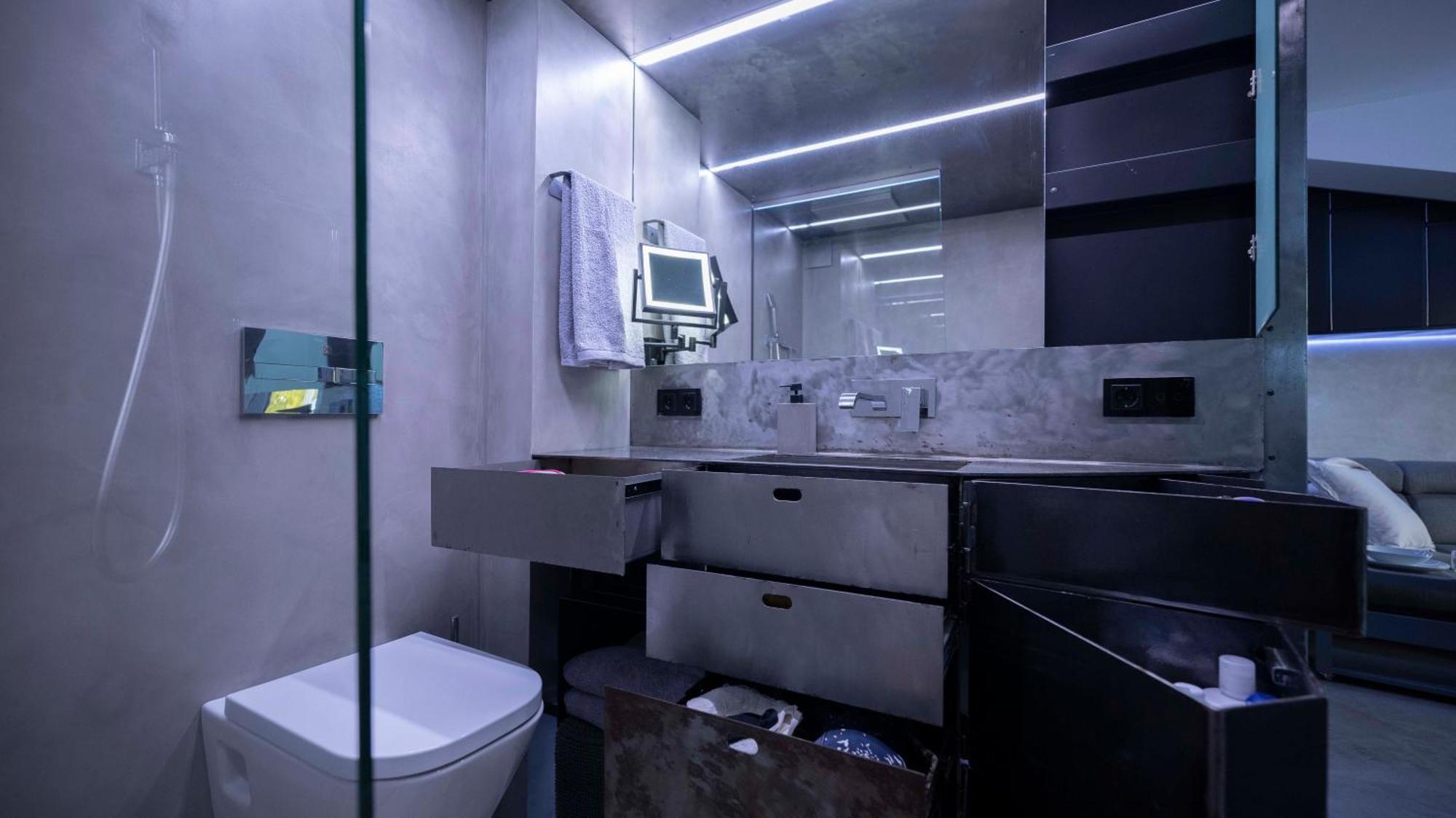 Iron House - Penthouse With Bathtub In Golden Mile & Roman Bridge Appartement