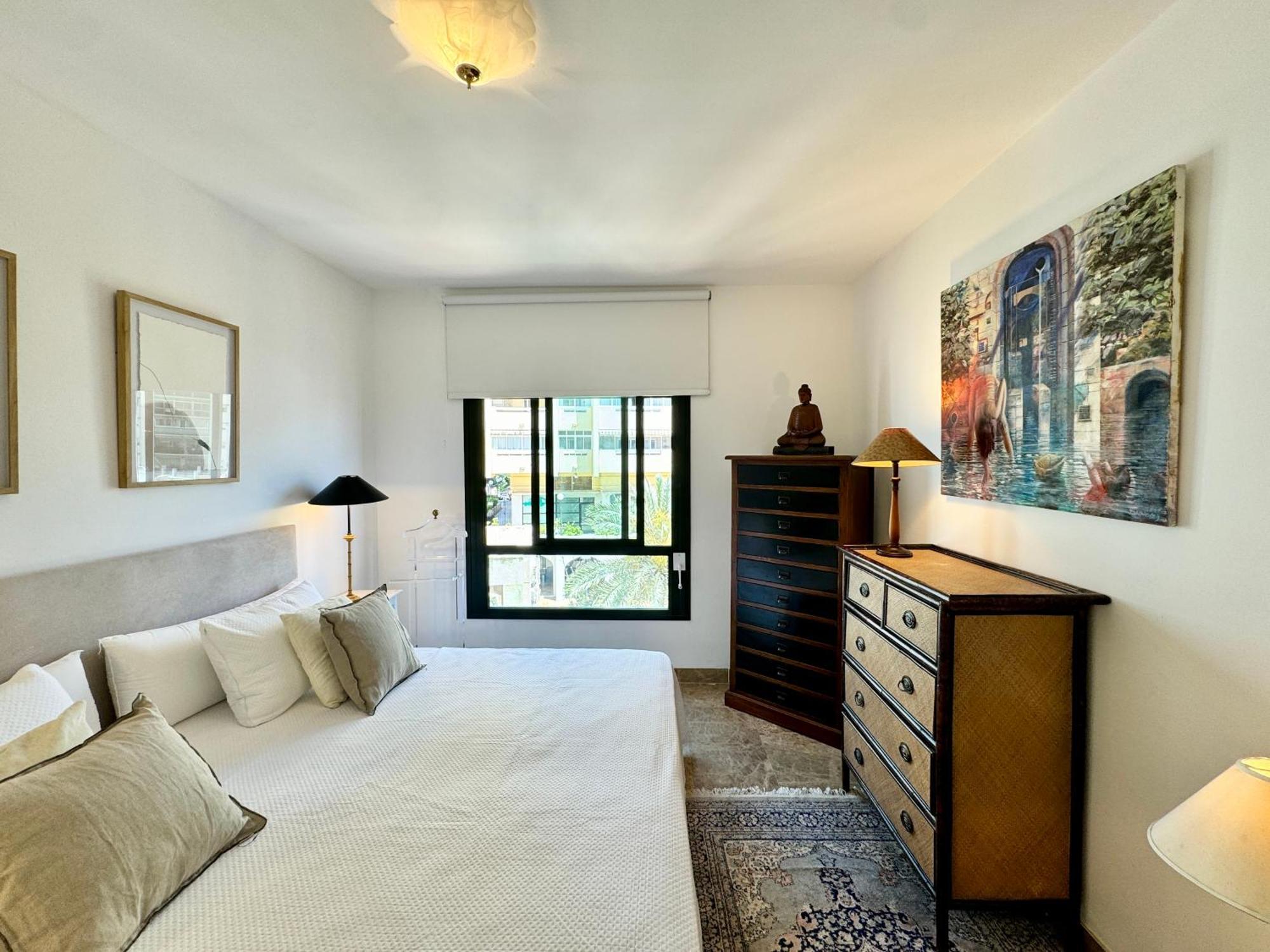 Apartment Ricardo Soriano 12 Center - Eaw Homes