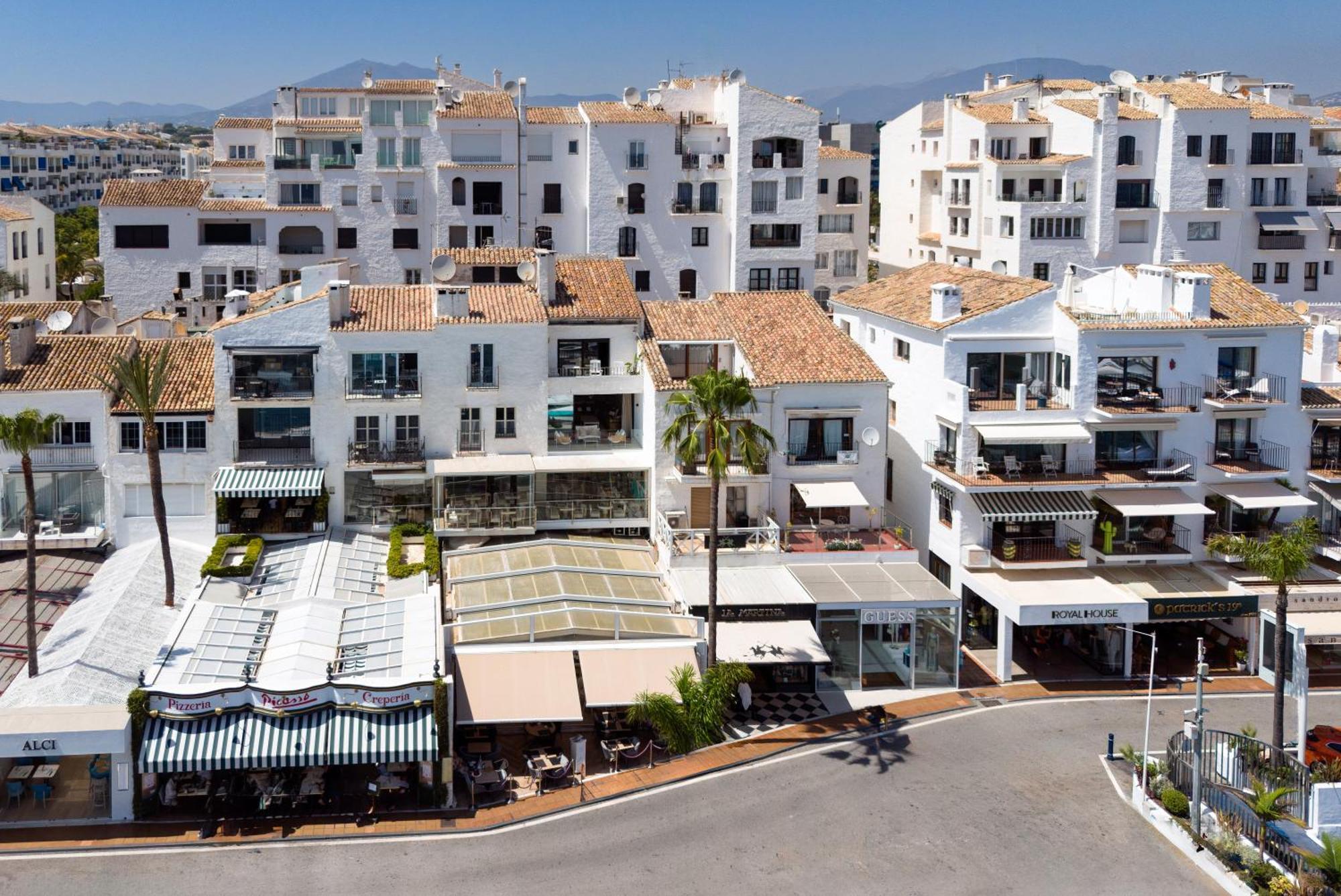 241 Puerto Banus Front Line Marbella