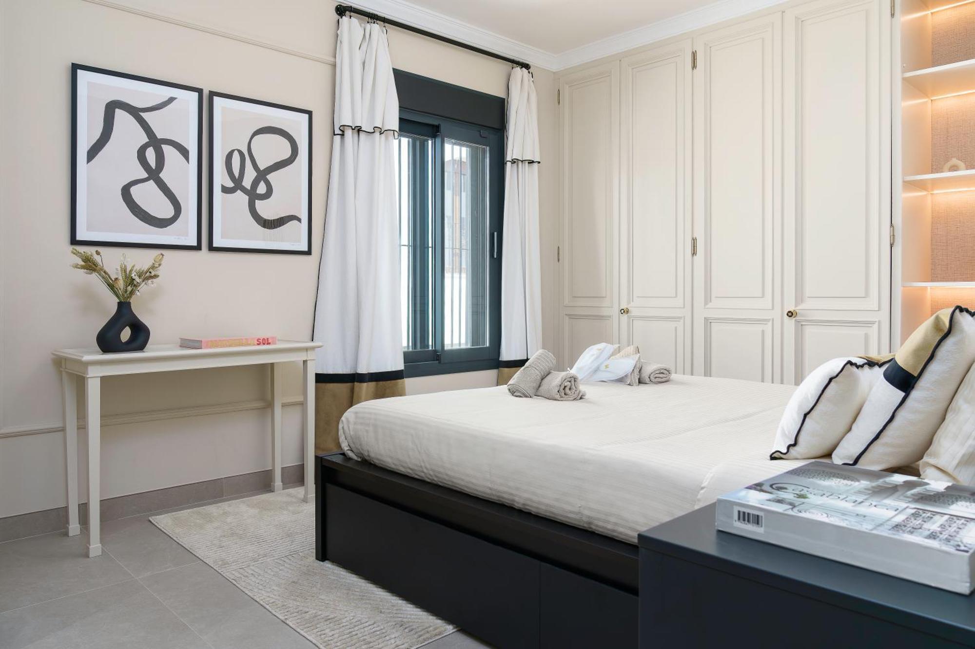 241 Puerto Banus Front Line Apartment